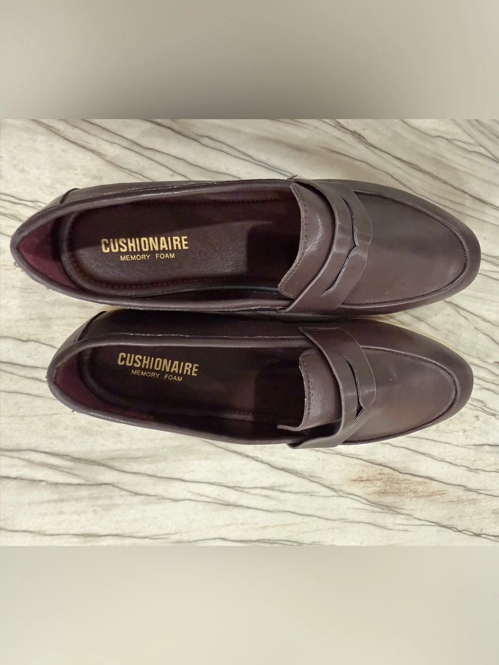 CUSHIONAIRE Jetset Brown Penny Loafers Memory Foam Gum Sole Women’s 10W